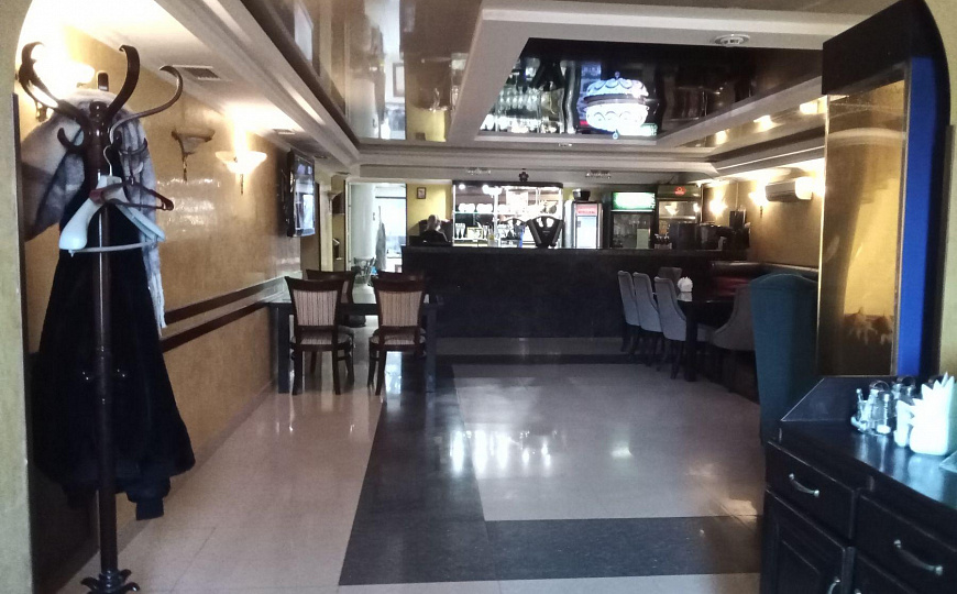 Помещение под кафе в крупном жилмассиве, трафик, 205 м² фото