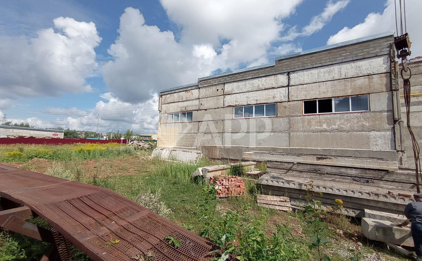 Продам производственное помещение, 1 400 м² фото