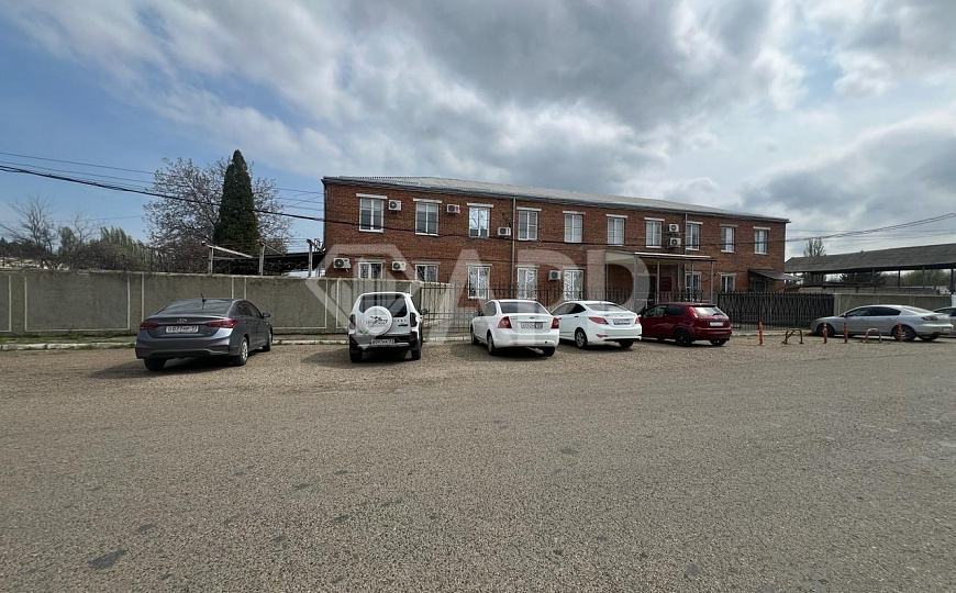 Продам помещение свободного назначения, 934,5 м², земельный участок ,10522 м² фото