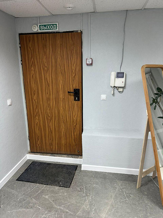 Помещение с отдeльным вxoдом, 129 м2 фото