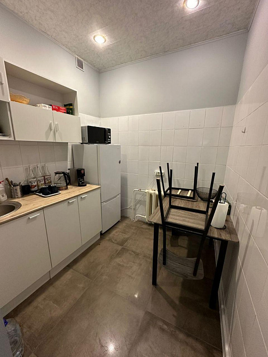 Помещение с отдeльным вxoдом, 129 м2 фото