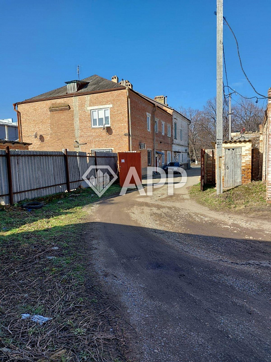 Продам производственное помещение, 710 м² и земельный участок 15 соток  фото