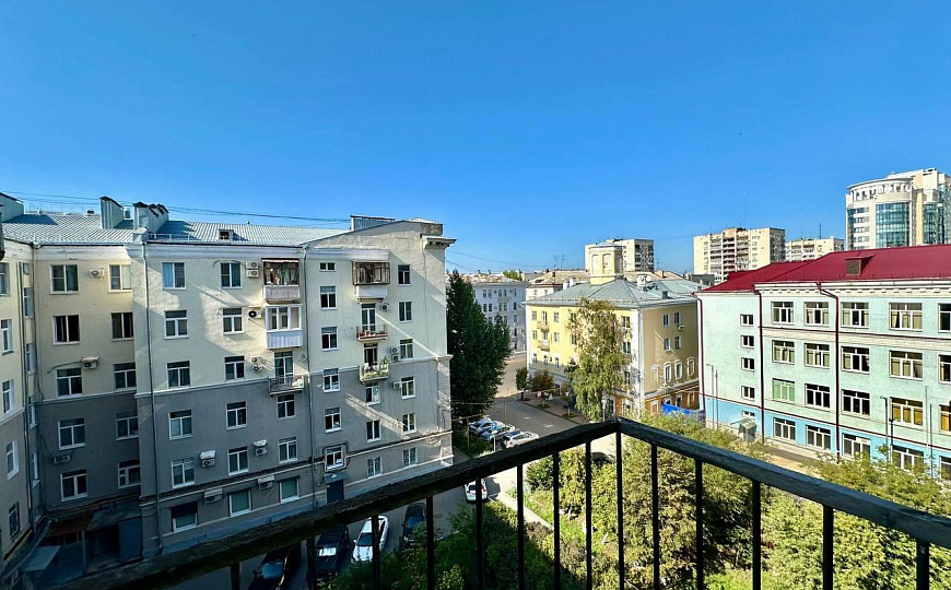 Продажа 5-ти этажного здания в центре города фото