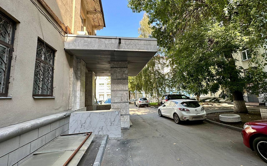 Продажа 5-ти этажного здания в центре города фото