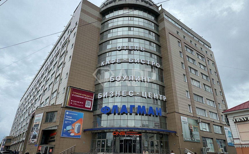 1 линия/Трафик/Отдельный вход, 470 м² фото