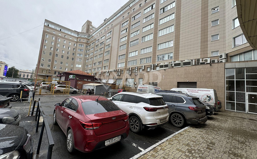 1 линия/Трафик/Отдельный вход, 470 м² фото