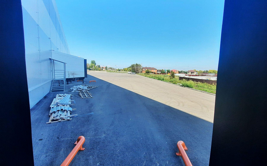 Отдельно стоящее здание, 1 500 м² фото