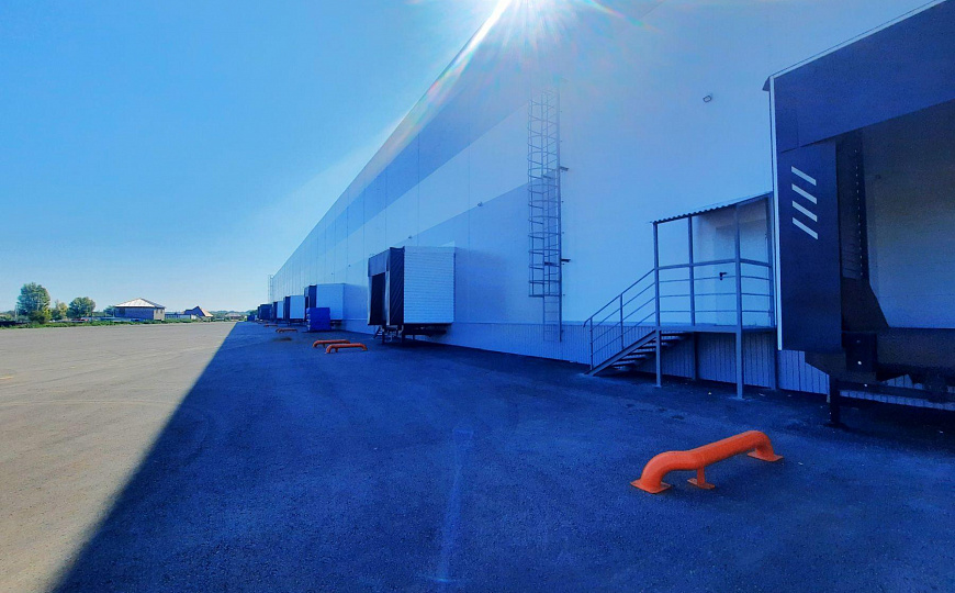 Отдельно стоящее здание, 1 500 м² фото