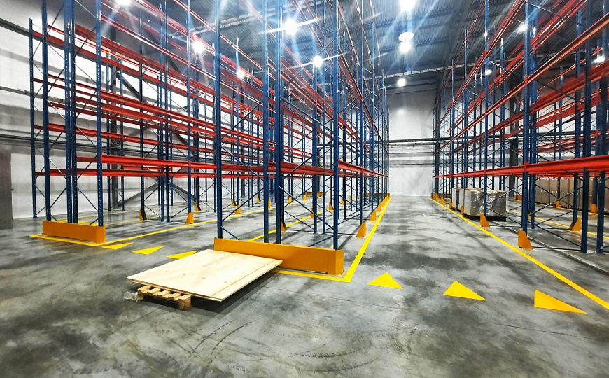 Отдельно стоящее здание, 1 500 м² фото