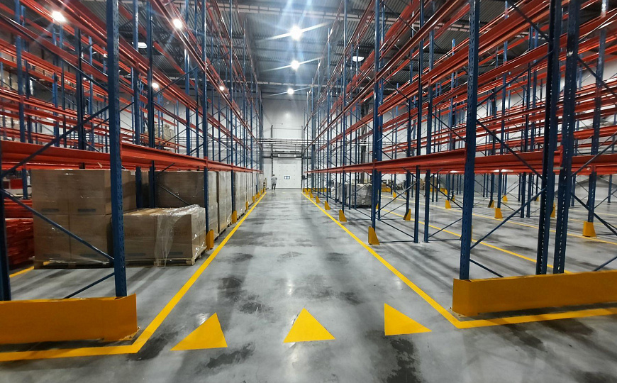 Отдельно стоящее здание, 1 500 м² фото