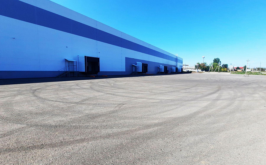 Отдельно стоящее здание, 1 500 м² фото