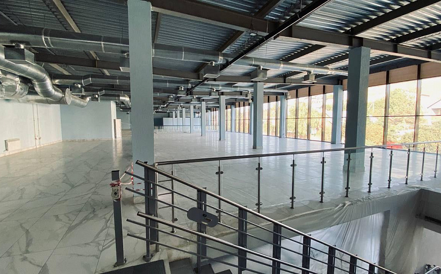 Торговая площадь в ТЦ "Гость" 800 м2 фото