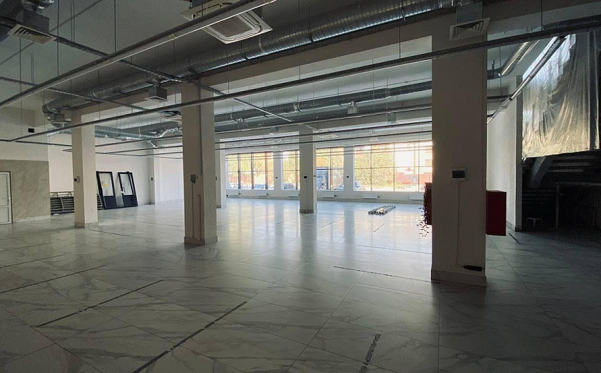 Фитнес центр, общепит, торговля. 400м2 фото