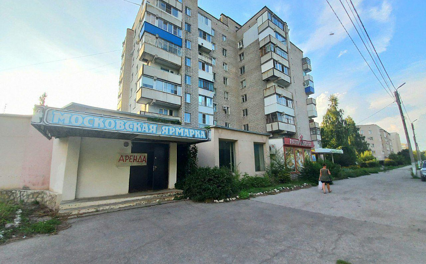 Помещение на первой линии! фото