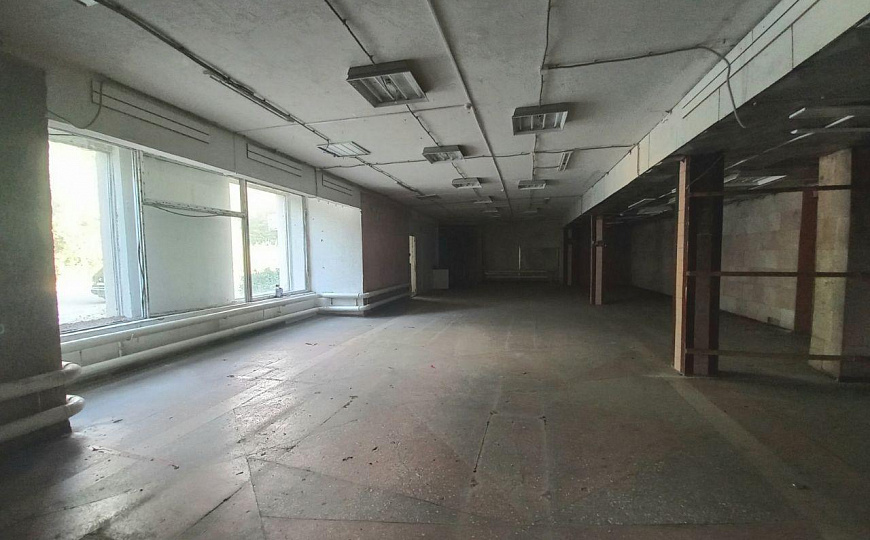 Помещение на первой линии! фото