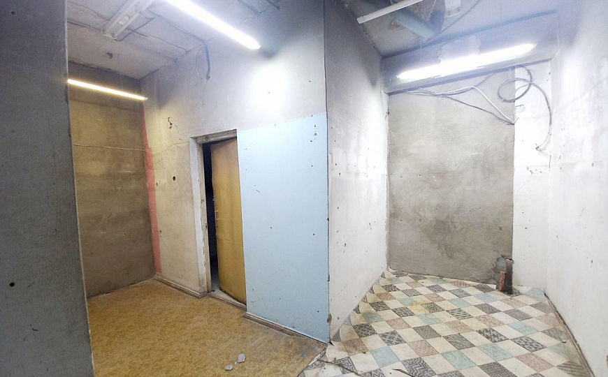 Помещение на первой линии! фото