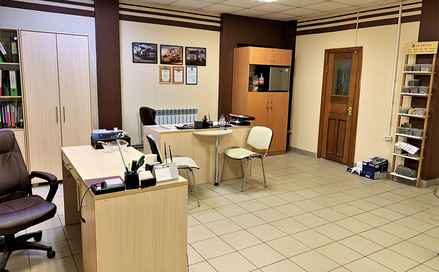 Отдельно стоящее здание, 220 м² фото