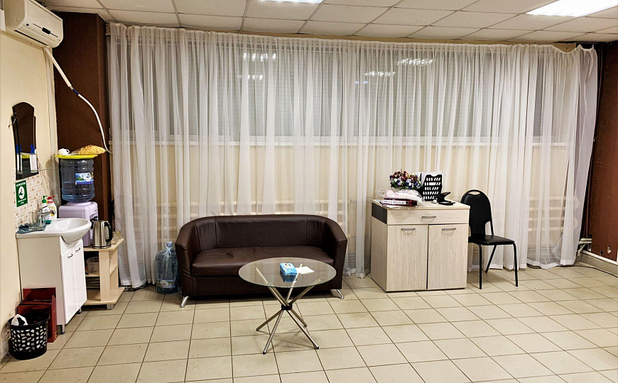 Отдельно стоящее здание, 220 м² фото