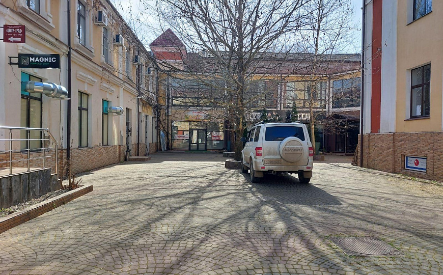 Сдам помещение свободного назначения, 550 м² фото