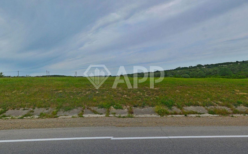 Продам земельный участок, 1,3 гектар фото