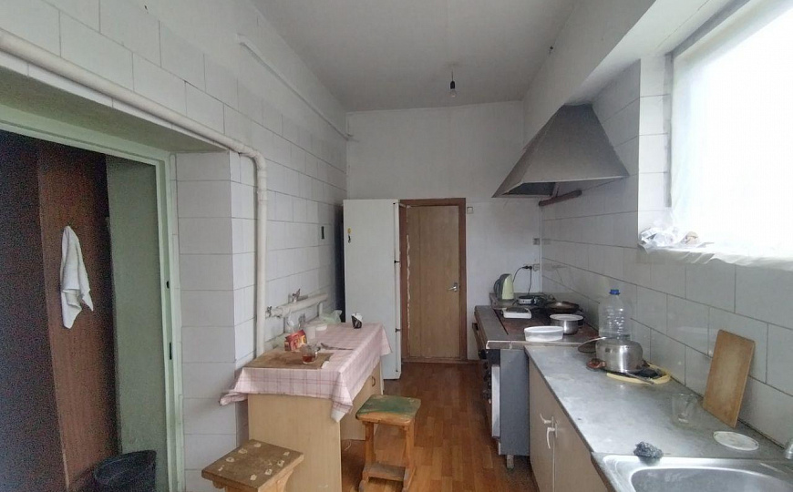 Продаётся дом 705м2 с участком 9 соток фото