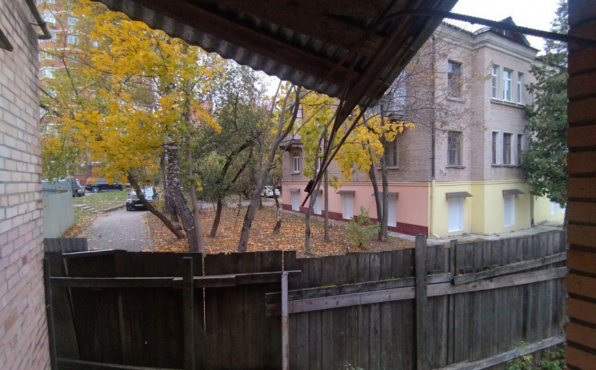 Продаётся дом 705м2 с участком 9 соток фото