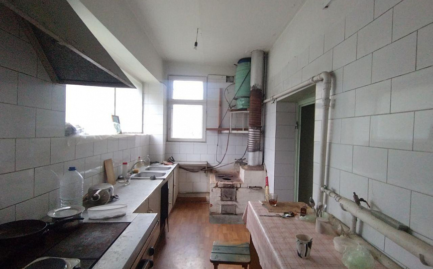 Продаётся дом 705м2 с участком 9 соток фото