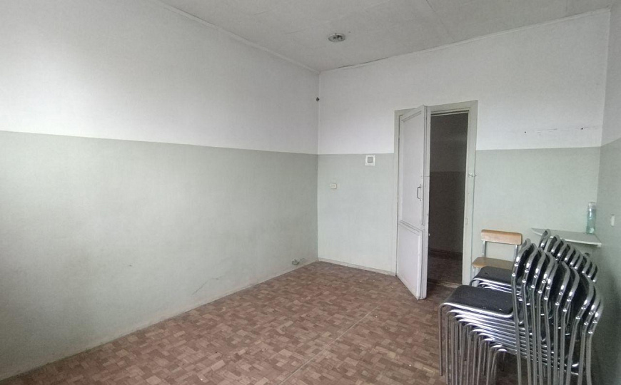 Продаётся дом 705м2 с участком 9 соток фото