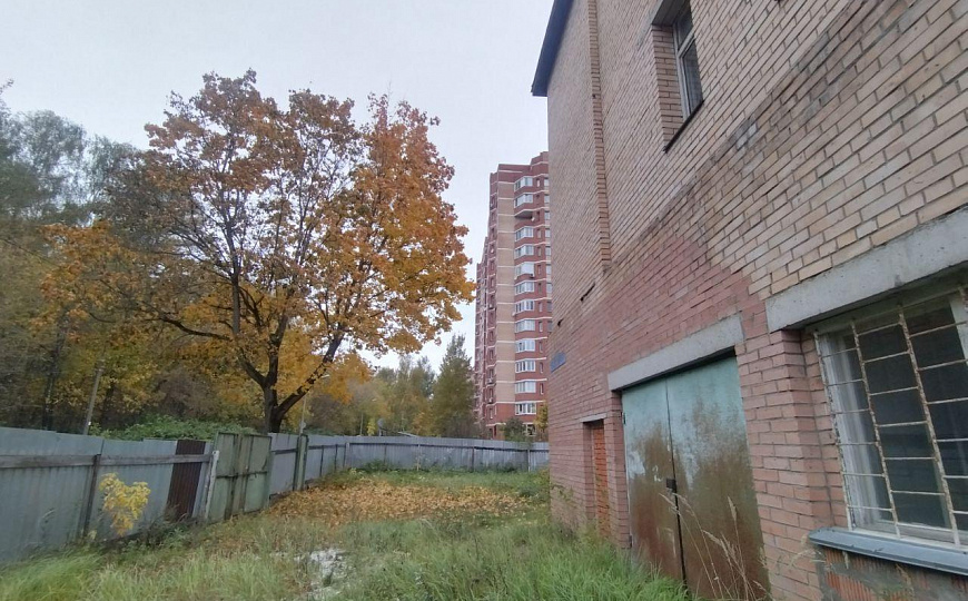 Продаётся дом 705м2 с участком 9 соток фото