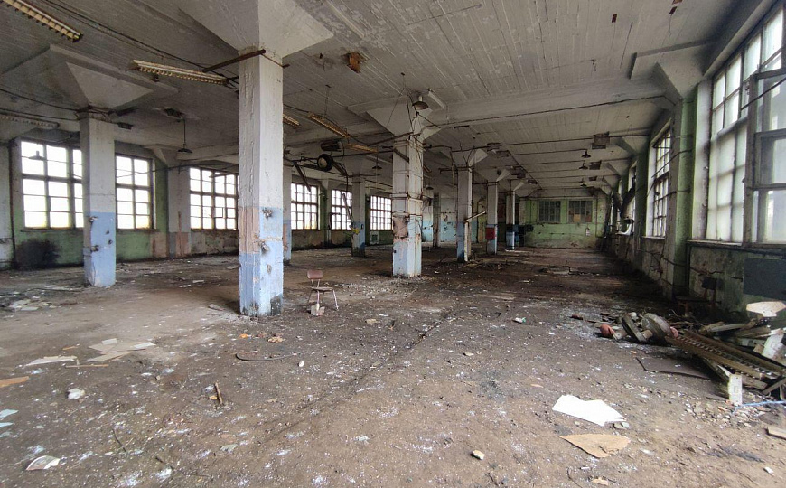 Сдам производственно-складское помещение 1200 кв.м. фото