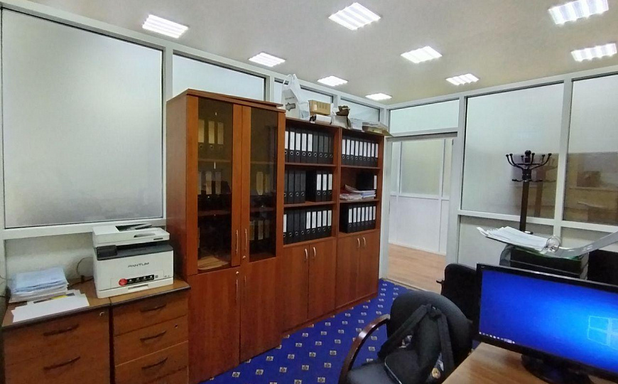 Сдам три офиса 20 м², 20 м², 50 м². фото