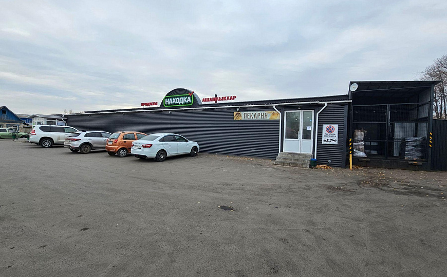 Сдается площадка под размещение павильона фото