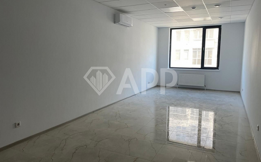 Сдам офисное помещение, 102,4 м² фото