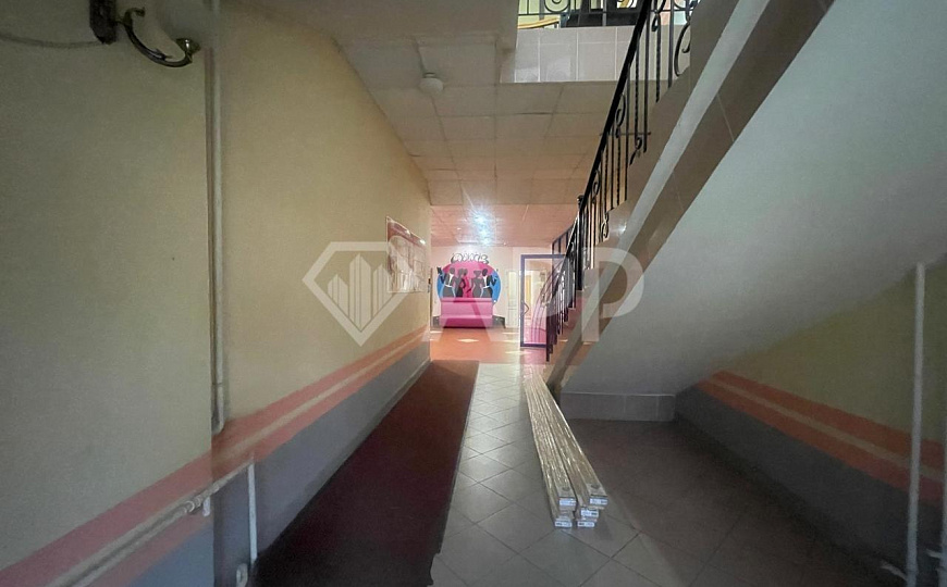 Помещение свободного назначения 250 м² фото
