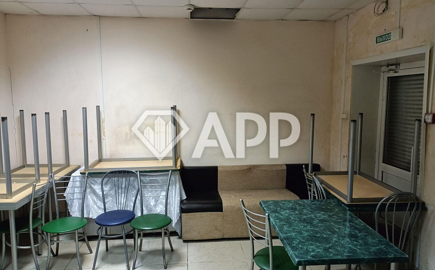 Сдам торговое помещение, 23 м² фото