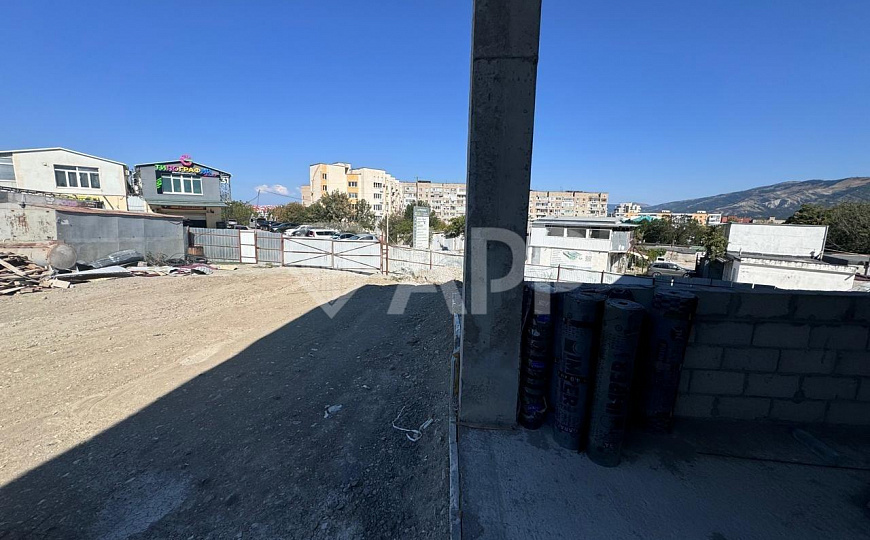 Сдам торговое помещение, 687 м² фото