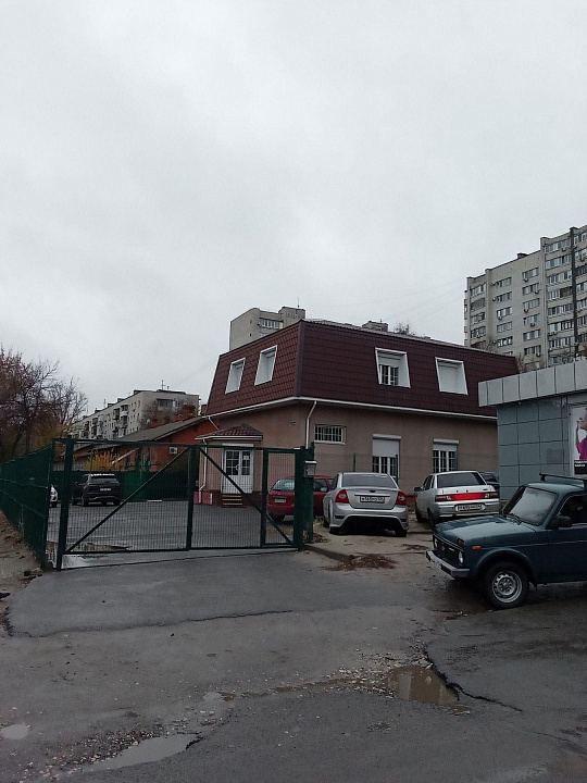 Здание под любой бизнес в проходном месте 311м2 фото