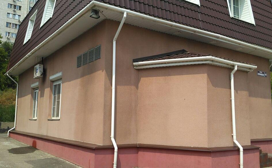 Здание под любой бизнес в проходном месте 311м2 фото