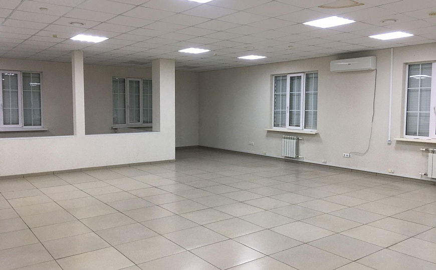 Здание под любой бизнес в проходном месте 311м2 фото