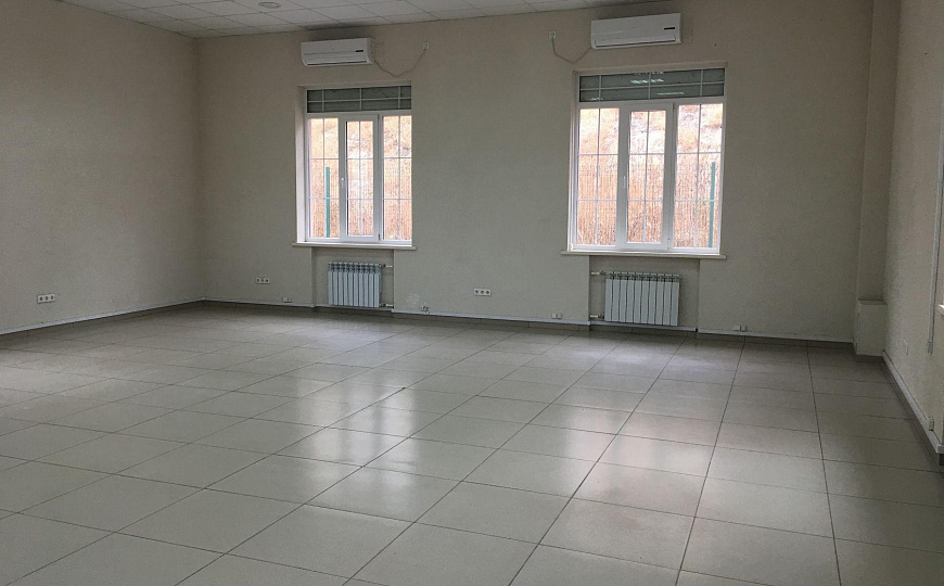 Здание под любой бизнес в проходном месте 311м2 фото