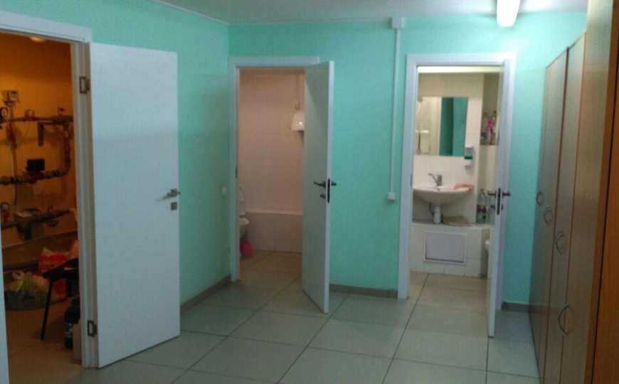 Здание под любой бизнес в проходном месте 311м2 фото