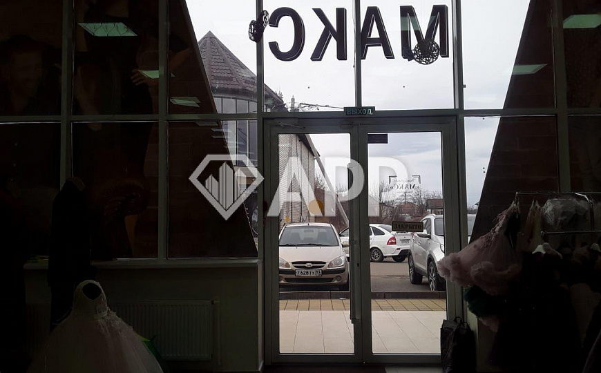 Сдам помещение свободного назначения, 292 м² фото