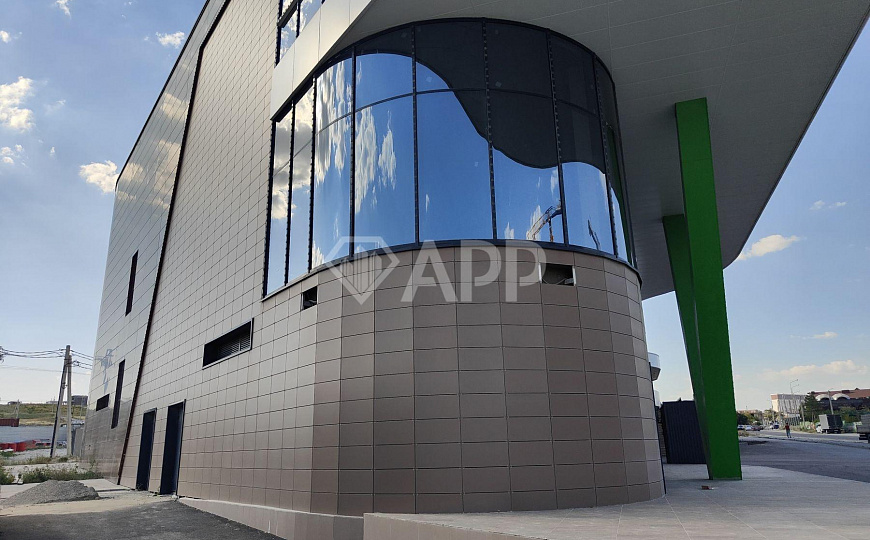 Сдаю Торговый центр, до 5000 м² фото