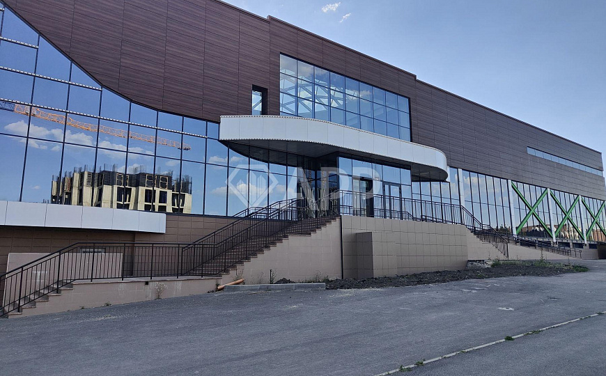 Сдаю Торговый центр, до 5000 м² фото