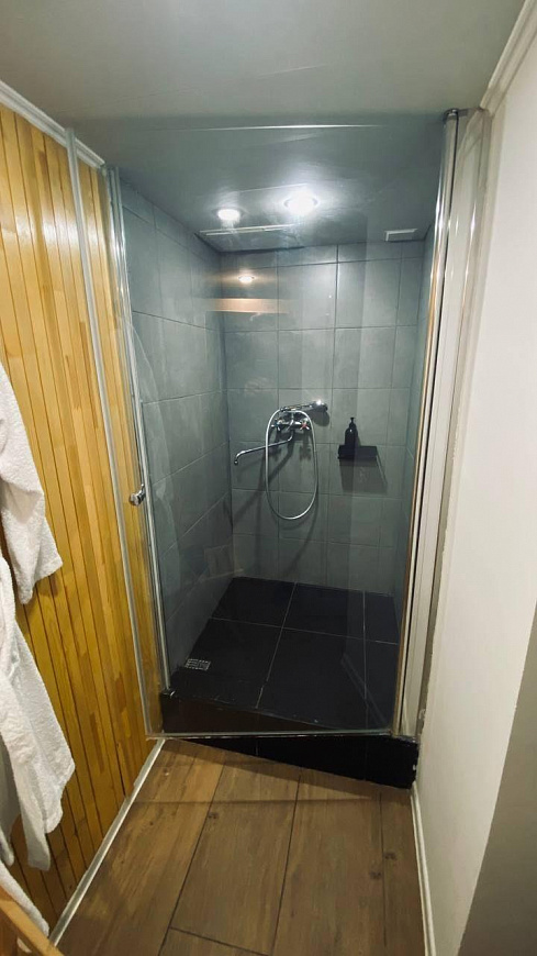 Помещение 80м2 +80 м2 с арендаторами.(ГАБ) фото