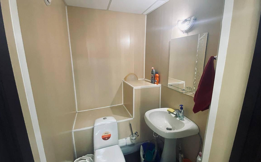 Помещение 80м2 +80 м2 с арендаторами.(ГАБ) фото