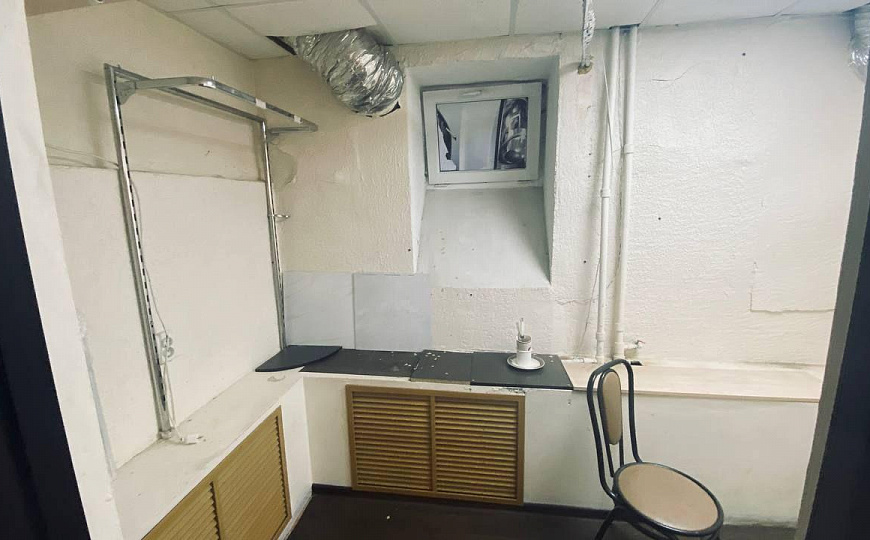 Помещение 80м2 +80 м2 с арендаторами.(ГАБ) фото