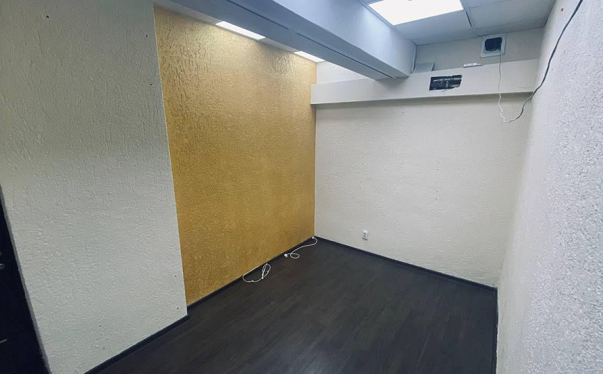 Помещение 80м2 +80 м2 с арендаторами.(ГАБ) фото