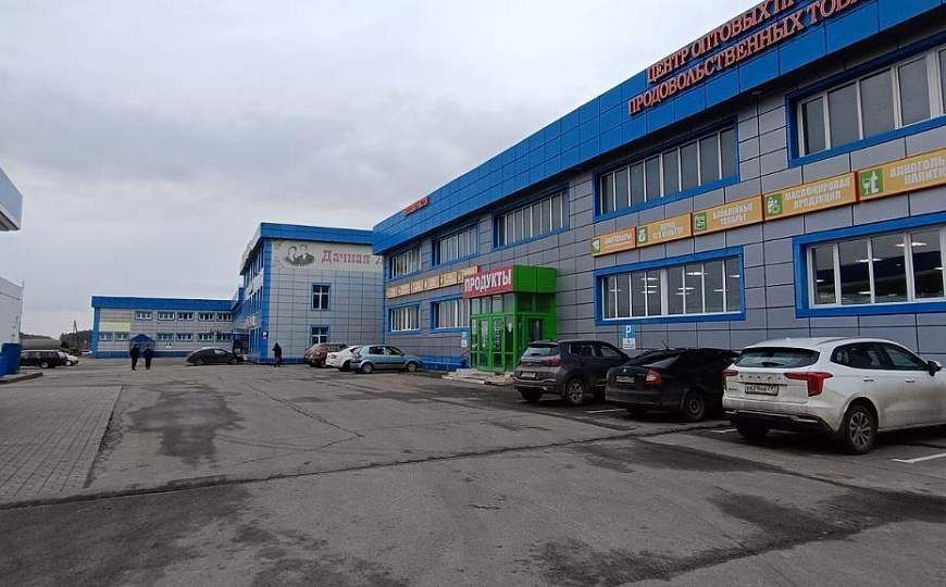 Аренда 1000м² на высоком автомобильном трафике фото