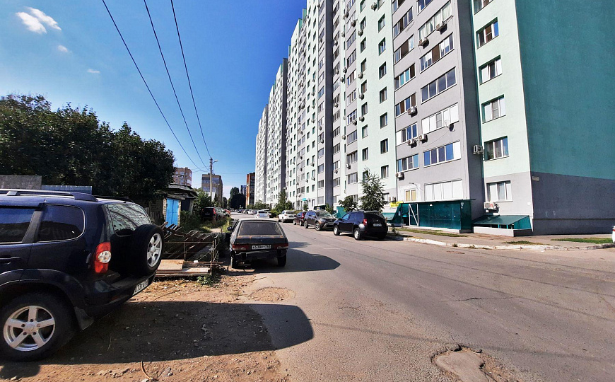 Строение на земельном участке, 200 м² фото